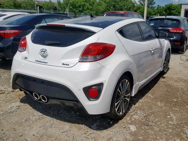 KMHTC6AE6GU302554 - 2016 HYUNDAI VELOSTER T WHITE photo 4