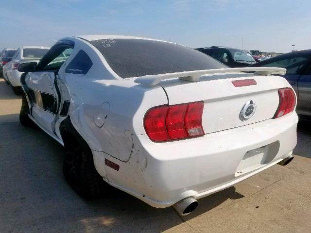 1ZVHT82HX65138262 - 2006 FORD MUSTANG GT WHITE photo 3