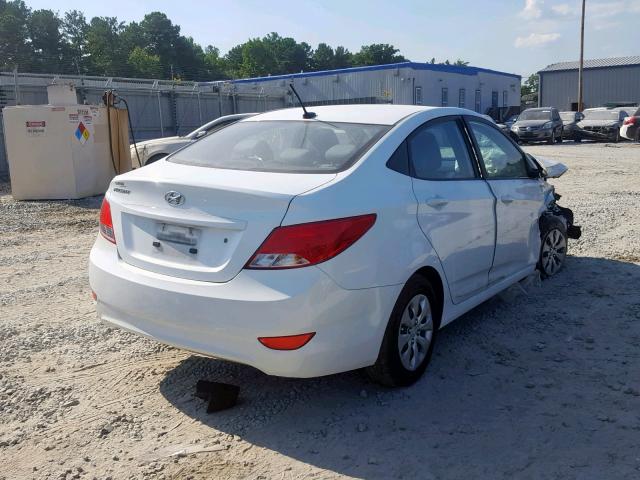 KMHCT4AE7GU041195 - 2016 HYUNDAI ACCENT SE WHITE photo 4