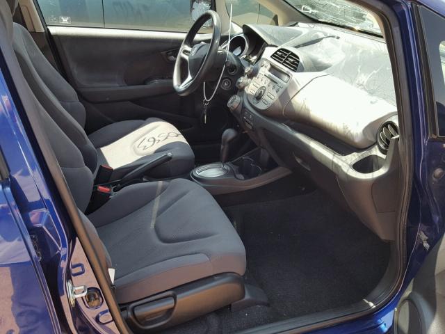 JHMGE8H39DC073951 - 2013 HONDA FIT BLUE photo 5