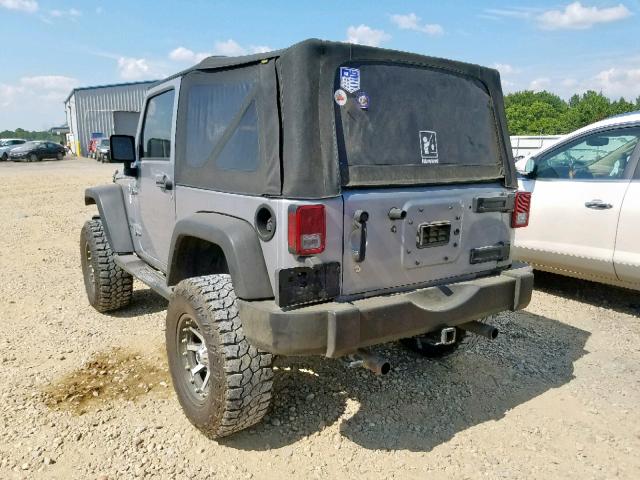 1C4AJWAG4FL683800 - 2015 JEEP WRANGLER S SILVER photo 3