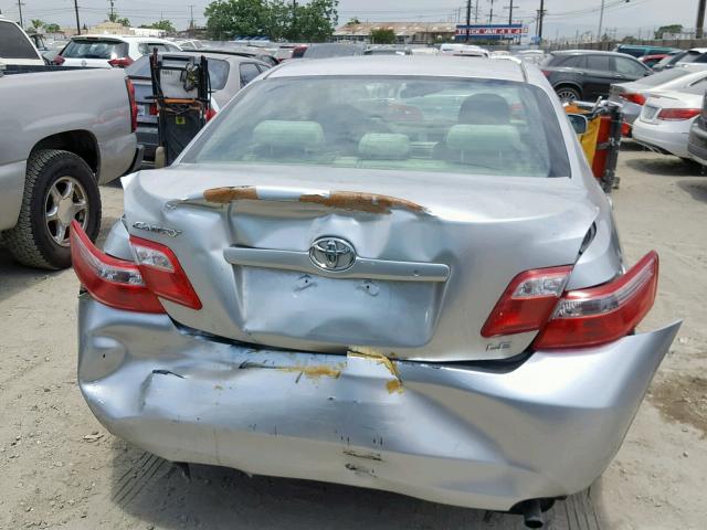 JTNBE46KX73079644 - 2007 TOYOTA CAMRY NEW SILVER photo 9