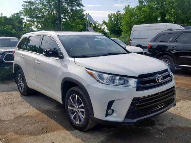 5TDJZRFH8JS534647 - 2018 TOYOTA HIGHLANDER WHITE photo 1