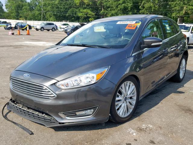 1FADP3N23JL251898 - 2018 FORD FOCUS TITA GRAY photo 2