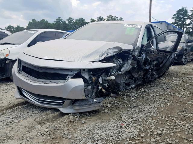 1G1145S32HU169169 - 2017 CHEVROLET IMPALA PRE 银色 照片 2