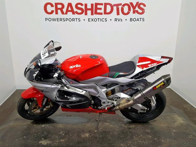 ZD4RRC0004S000268 - 2004 APRILIA RSV 1000 R RED photo 3