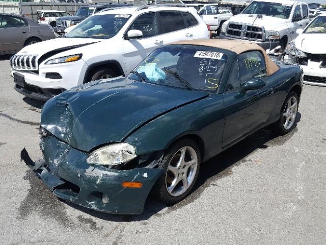 JM1NB353710209936 - 2001 MAZDA MX-5 MIATA GREEN photo 2