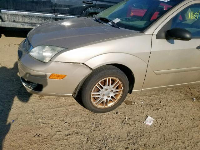 1FAFP34N97W258849 - 2007 FORD FOCUS ZX4 GOLD photo 9