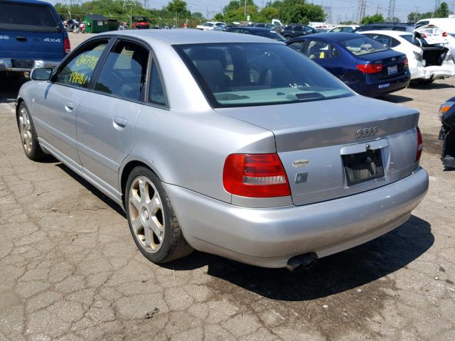 WAUDD68D2YA129277 - 2000 AUDI S4 2.7 QUA SILVER photo 3