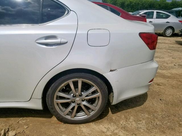 JTHBK262075038217 - 2007 LEXUS IS 250 WHITE photo 9