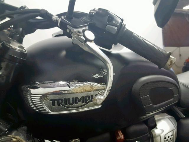 SMTD10GN8HT802260 - 2017 TRIUMPH MOTORCYCLE BONNEVILLE BLACK photo 12