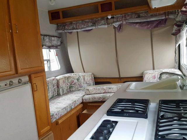 1UJBJ01G911JA0252 - 2001 JAYCO KIWI WHITE photo 5