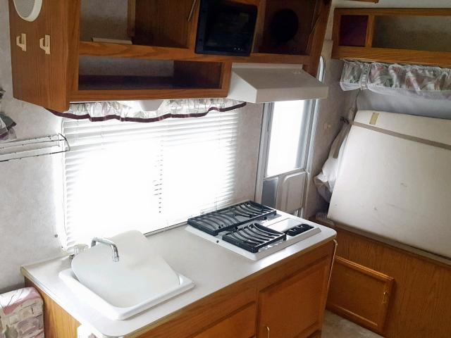 1UJBJ01G911JA0252 - 2001 JAYCO KIWI WHITE photo 9