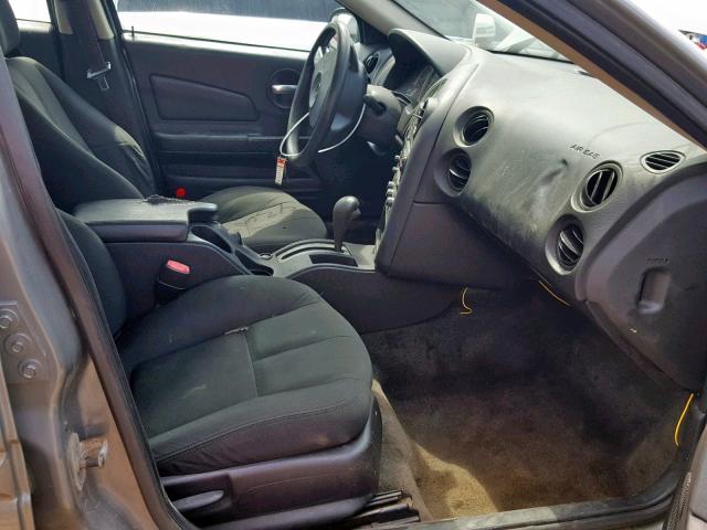 2G2WP552681155136 - 2008 PONTIAC GRAND PRIX GRAY photo 5