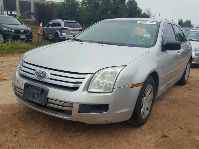 3FAHP06Z18R240924 - 2008 FORD FUSION S SILVER photo 2