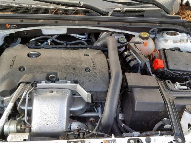 1G1ZE5SX5JF105415 - 2018 CHEVROLET MALIBU PRE WHITE photo 7