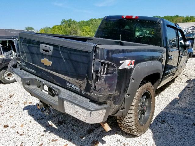 3GCPKSE32BG293454 - 2011 CHEVROLET SILVERADO BLACK photo 4