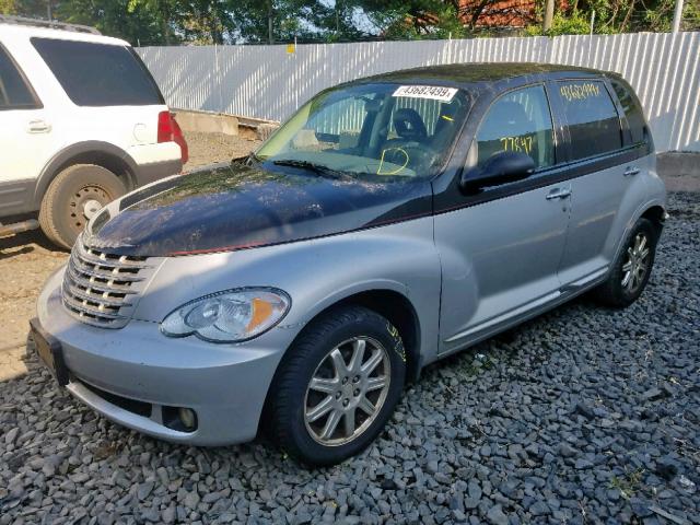 3A4GY5F9XAT215233 - 2010 CHRYSLER PT CRUISER SILVER photo 2