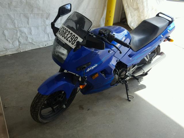 JKAEXMF146DA17195 - 2006 KAWASAKI EX250 F BLUE photo 2