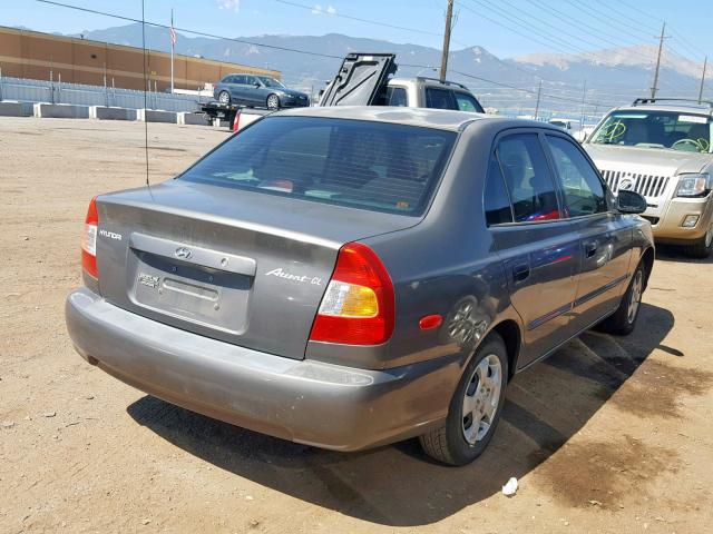 KMHCG45C61U244003 - 2001 HYUNDAI ACCENT GRAY photo 4