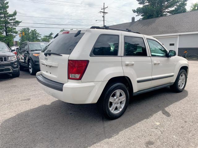 1J8HR48N47C605785 - 2007 JEEP GRAND CHER WHITE photo 3