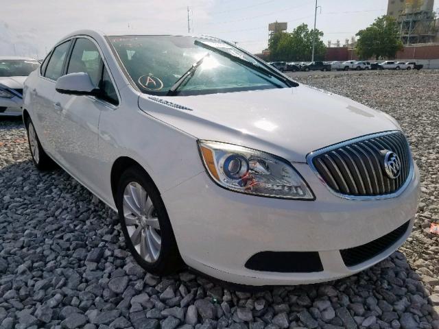 1G4PV5SK1G4140438 - 2016 BUICK VERANO 1SV WHITE photo 1