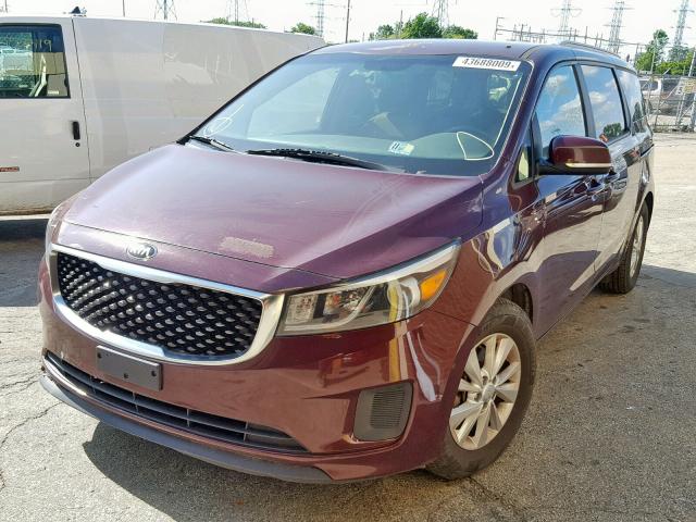 KNDMB5C19F6059759 - 2015 KIA SEDONA LX BURGUNDY photo 2