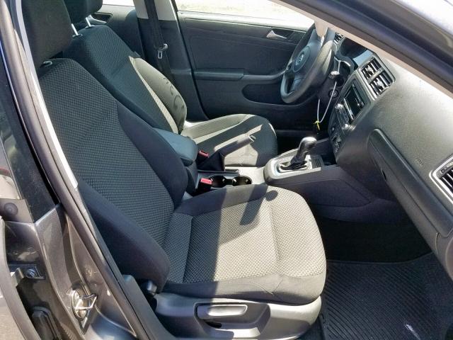 3VW2K7AJ5EM248510 - 2014 VOLKSWAGEN JETTA BASE GRAY photo 5