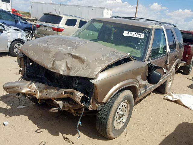 1GNDT13W4T2239873 - 1996 CHEVROLET BLAZER BROWN photo 2