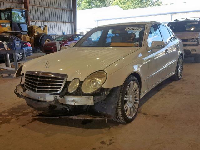 WDBUF56X38B311664 - 2008 MERCEDES-BENZ E 350 WHITE photo 2