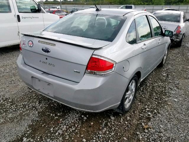 1FAHP36N09W215803 - 2009 FORD FOCUS SES SILVER photo 4