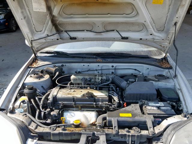 KMHCG45C55U662509 - 2005 HYUNDAI ACCENT GL SILVER photo 7