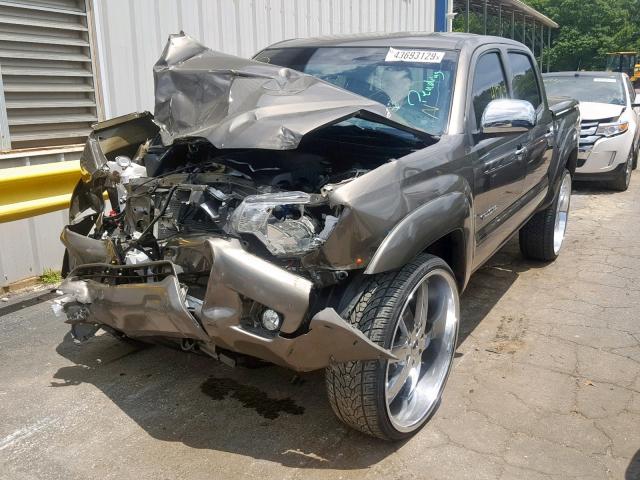 5TFJU4GN6FX080664 - 2015 TOYOTA TACOMA DOU BROWN photo 2