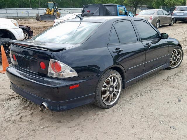 JTHBD192230066513 - 2003 LEXUS IS 300 BLACK photo 4