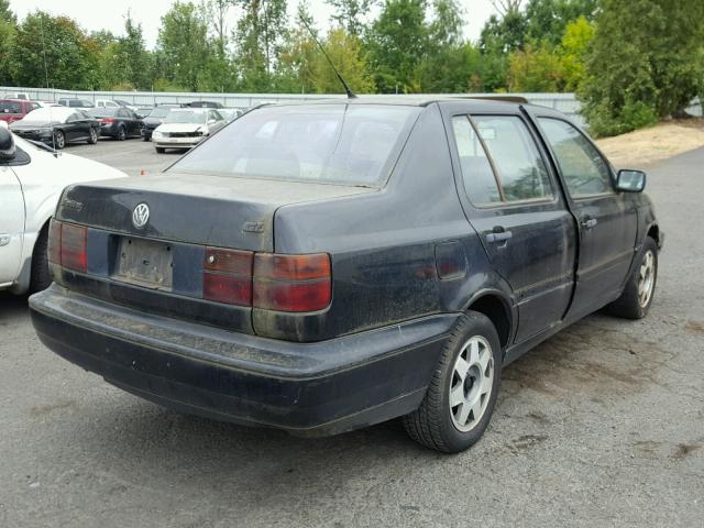 3VWRA81H5TM050222 - 1996 VOLKSWAGEN JETTA GL BLACK photo 4