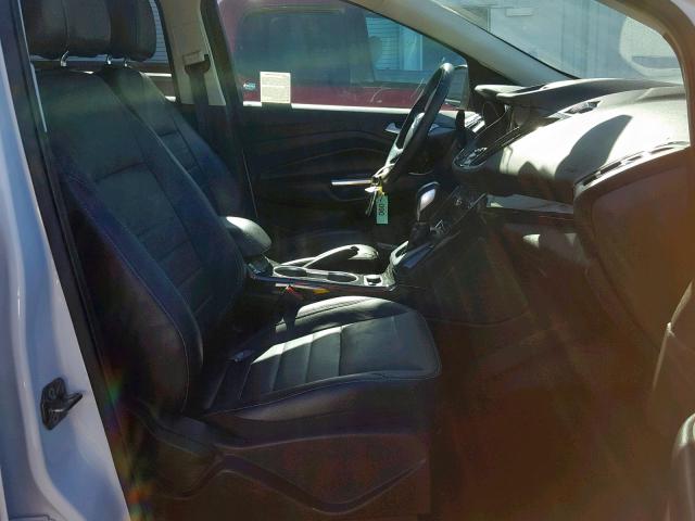 1FMCU9J93EUC76333 - 2014 FORD ESCAPE TIT WHITE photo 5