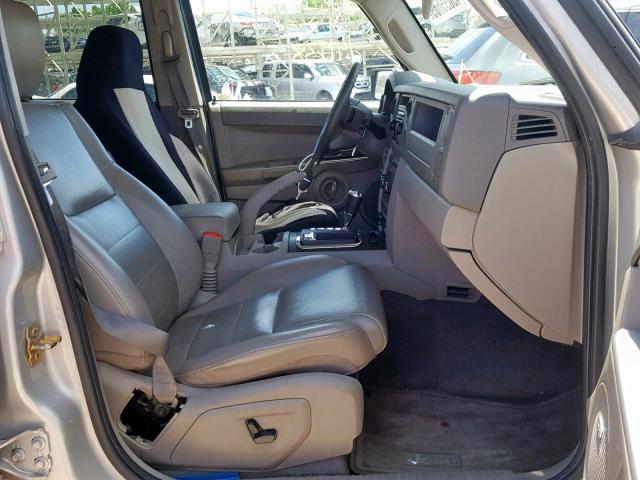 1J8HG48P87C653555 - 2007 JEEP COMMANDER BEIGE photo 5