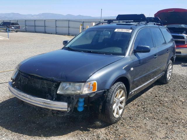 WVWLH63B61E006671 - 2001 VOLKSWAGEN PASSAT GLX 蓝色 照片 2