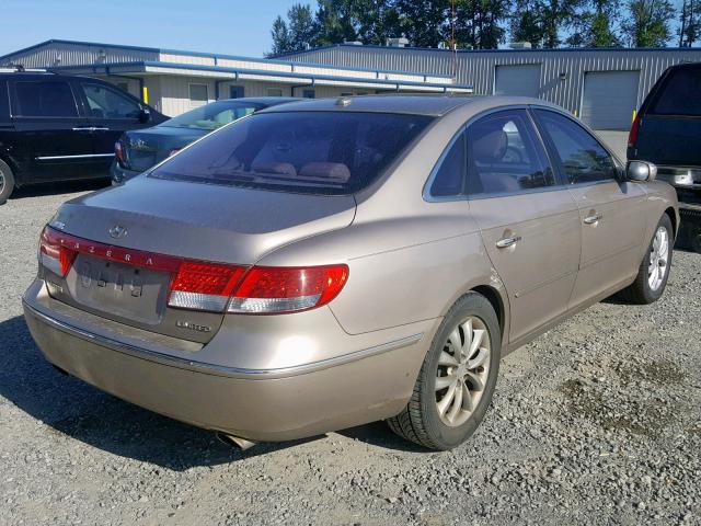 KMHFC46F18A250336 - 2008 HYUNDAI AZERA SE BEIGE photo 4