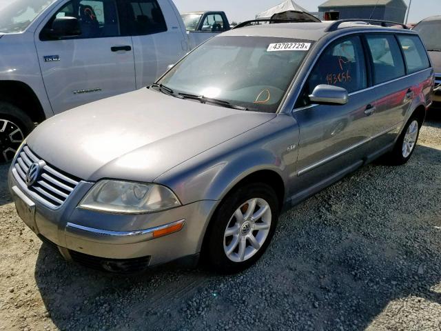 WVWVD63B24E036016 - 2004 VOLKSWAGEN PASSAT GLS SILVER photo 2