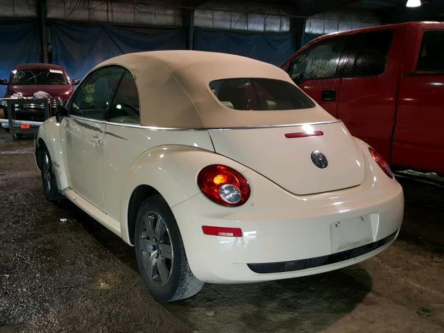 3VWRF31Y56M322051 - 2006 VOLKSWAGEN NEW BEETLE კრემისფერი ფოტო 3