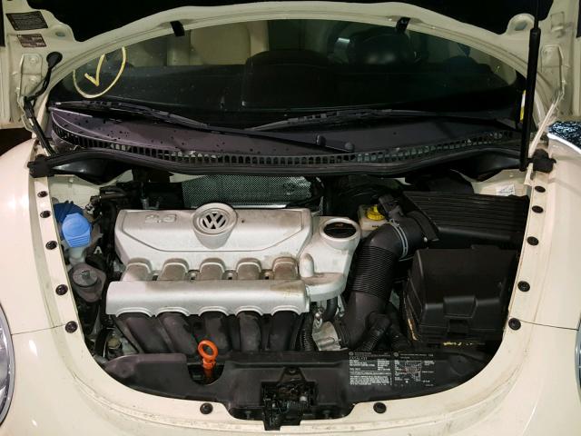 3VWRF31Y56M322051 - 2006 VOLKSWAGEN NEW BEETLE კრემისფერი ფოტო 7