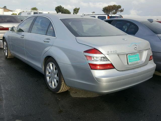 WDDNG71X07A069769 - 2007 MERCEDES-BENZ S 550 SILVER photo 3