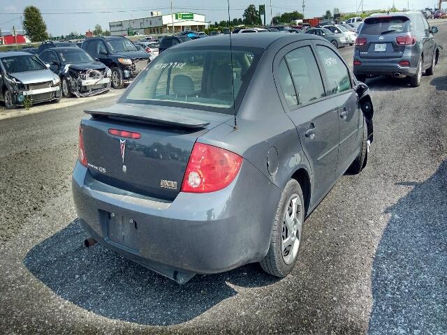 1G2AL55F187268665 - 2008 PONTIAC G5 SE GRAY photo 4