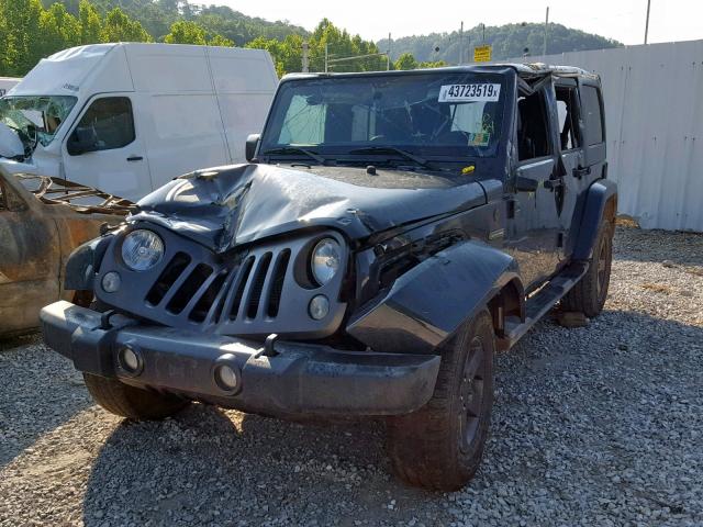 1C4BJWDG9GL215272 - 2016 JEEP WRANGLER U GRAY photo 2