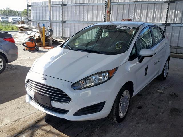 3FADP4TJ7EM177325 - 2014 FORD FIESTA S WHITE photo 2