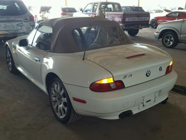 WBACH9343YLG05889 - 2000 BMW Z3 2.3 WHITE photo 3