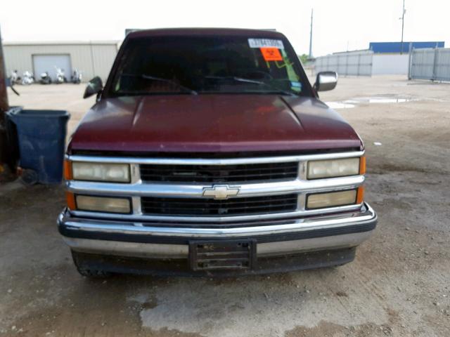 2GCFC29K6R1222156 - 1994 CHEVROLET GMT-400 C2 MAROON photo 9