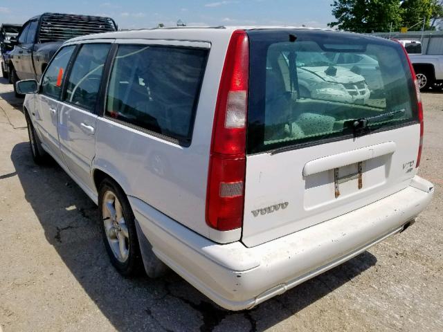 YV1LW5645W2410707 - 1998 VOLVO V70 GLT WHITE photo 3