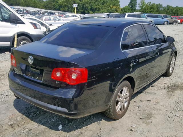 3VWRF71K46M623946 - 2006 VOLKSWAGEN JETTA 2.5 BLACK photo 4